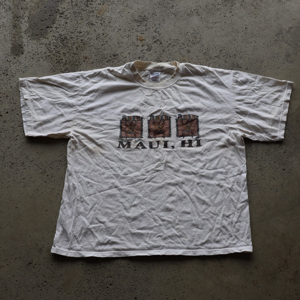 Y2K Maui Hawaii T-Shirt Mens Size XL Tribal Graphic Tee Gildan Souvenir White